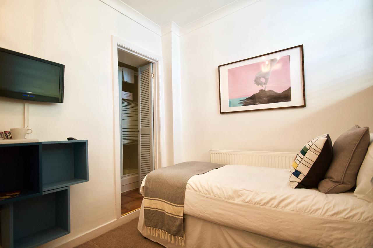 Hotel The Coast House The Mumbles Esterno foto