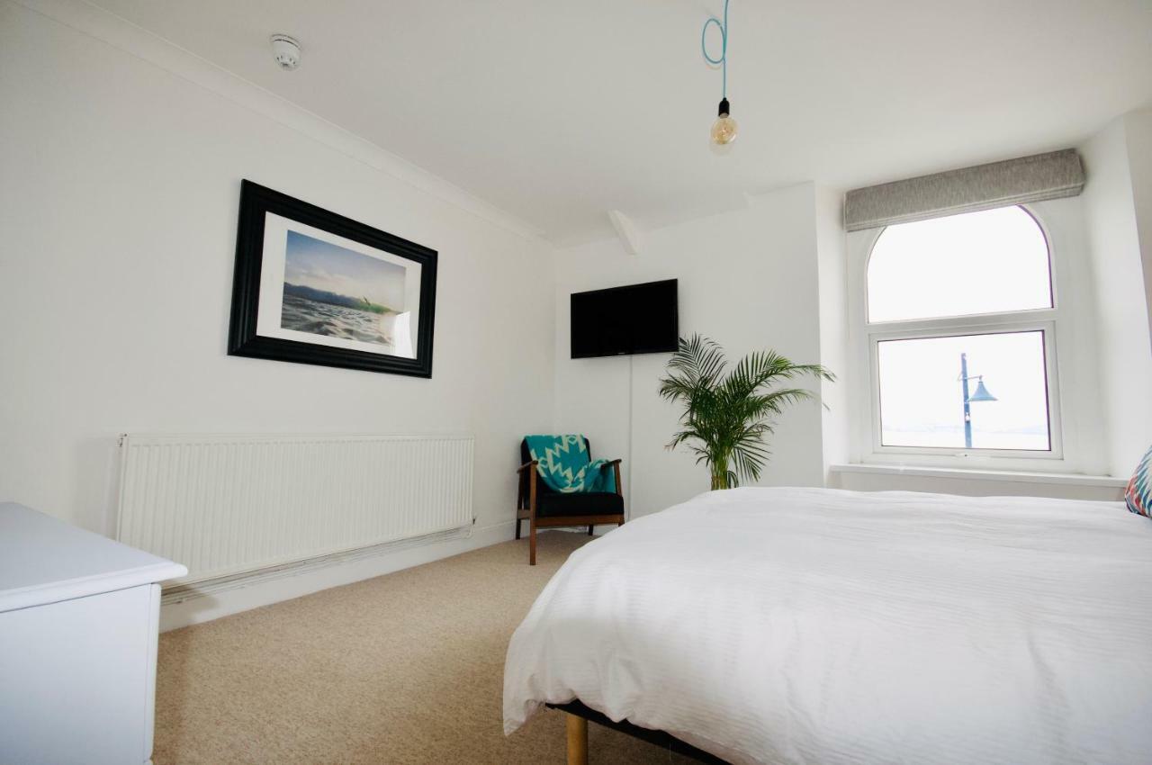Hotel The Coast House The Mumbles Esterno foto