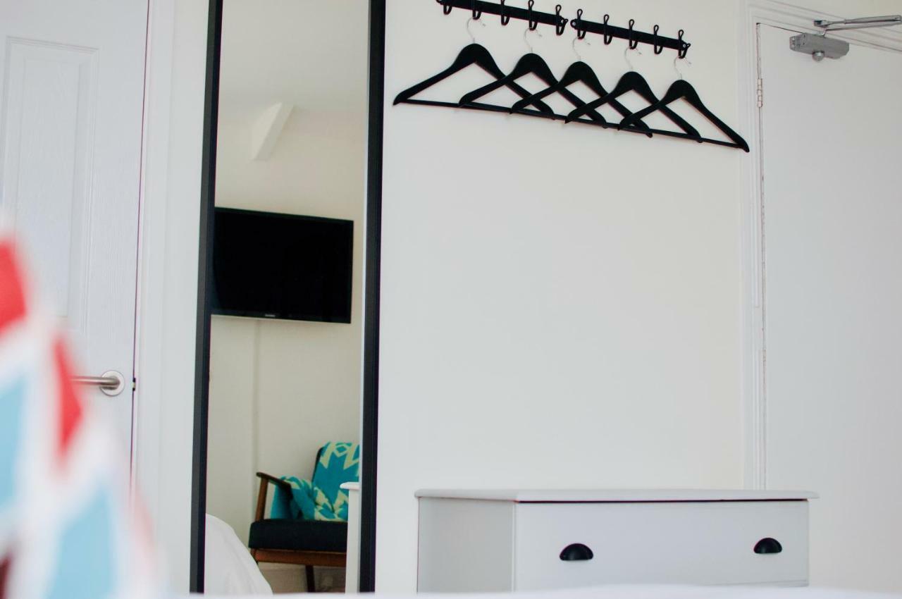 Hotel The Coast House The Mumbles Esterno foto